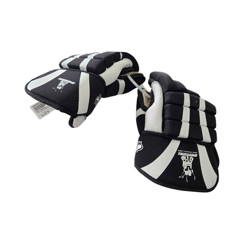 Vist Large View of Product Image Which is Used USA Hockey ONEGOAL 10IN YOUTH GLOVES Youth Gloves Black 10"