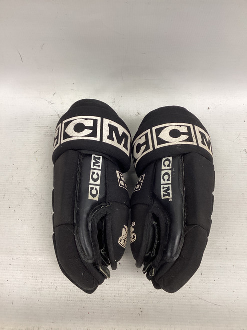 Vist Large View of Product Image Which is Used CCM PRO CARD 06 Senior Gloves Black 11"