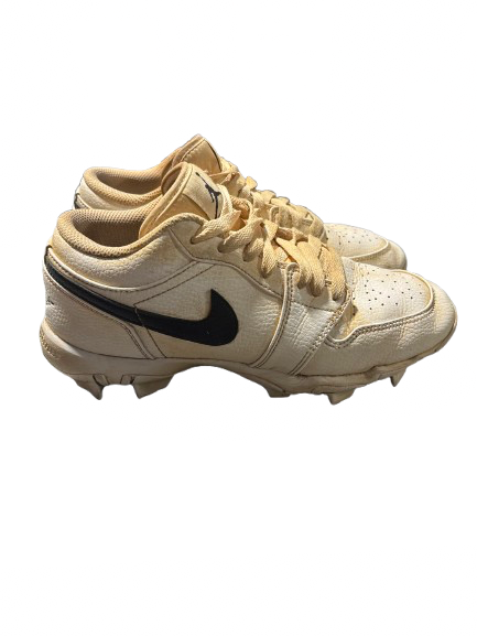 Vist Large View of Product Image Which is Used Nike Youth FB Cleats White Youth 06.0