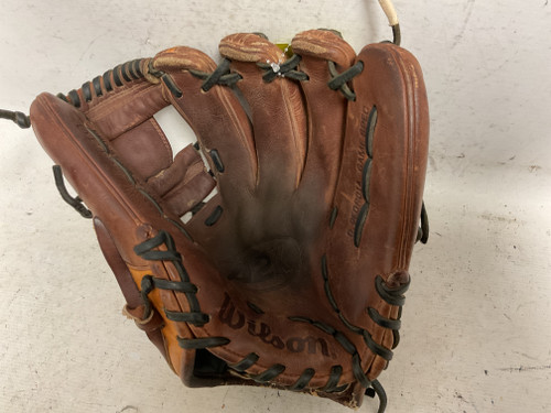 Vist Large View of Product Image Which is Used Wilson A2K DP15GM Baseball Glove RH Throw Brown 11 1/2"