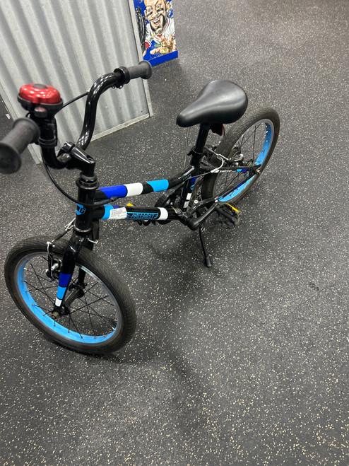 Vist Large View of Product Image Which is Used GUARDIAN ETHOS Hybrid/City Bike Boys Royal Blue 16"