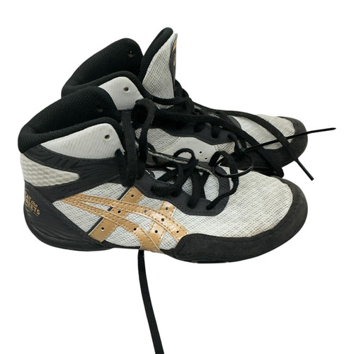 Vist Large View of Product Image Which is Used Asics Wrestling Shoes Black Junior 01