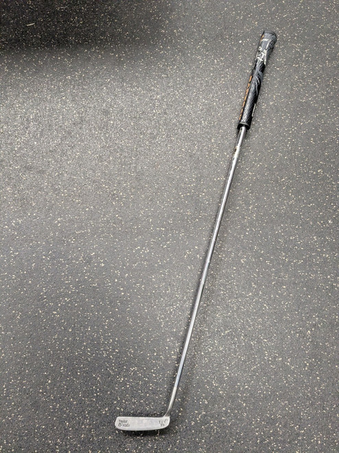Vist Large View of Product Image Which is Used Taylormade TPA XIV Mens Putter RH