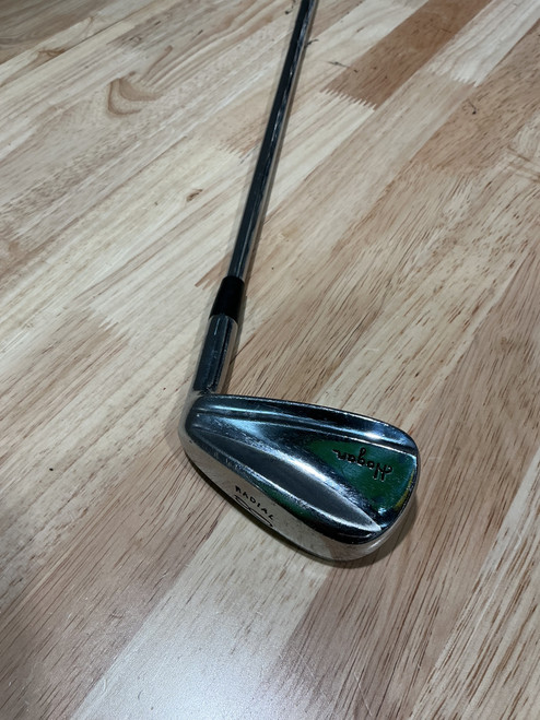 Vist Large View of Product Image Which is Used Hogan RADIAL Mens Individual Iron RH 8 Iron