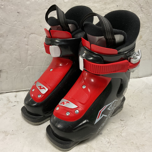 Vist Large View of Product Image Which is Used Nordica FIREARROW TEAM 1 Boys DH Ski Boot Black And Red 175 MP - Y11