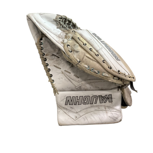 Vist Large View of Product Image Which is Used Vaughn VISION Inter Goalie Catcher White
