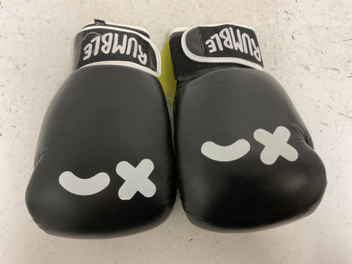 Vist Large View of Product Image Which is Used RUMBLE WINK Boxing Gloves Black And White Senior