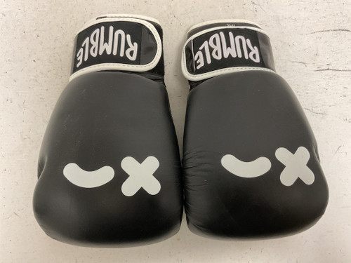 Vist Large View of Product Image Which is Used RUMBLE WINK Boxing Gloves Black And White Senior