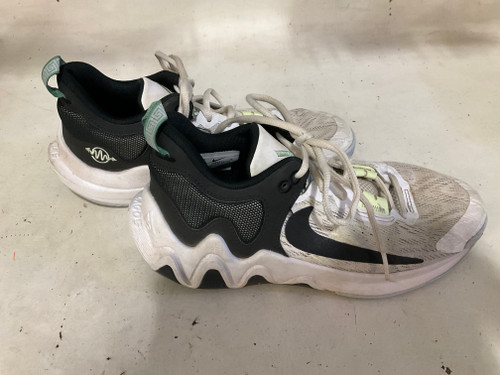 Vist Large View of Product Image Which is Used Nike GIANNIS Basketball Shoes M Black And White Senior 5.5
