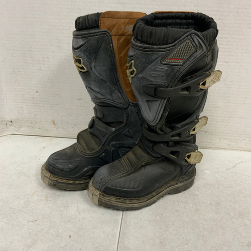 Vist Large View of Product Image Which is Used Fox TRACKER JR Junior Boots Brown Youth 10.0