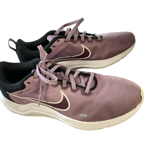 Vist Large View of Product Image Which is Used Nike Running/X-Train Shoes W Purple Senior 9.5