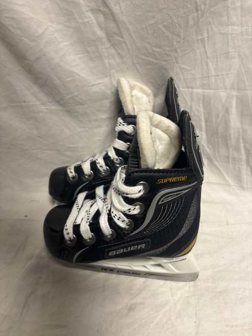 Vist Large View of Product Image Which is Used Bauer SUPREME ONE20 SKATES Youth Hockey Skate Youth 06.0