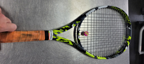 Vist Large View of Product Image Which is Used Babolat PURE AERO 100 Adult Tennis Racquet None 4 1/4"
