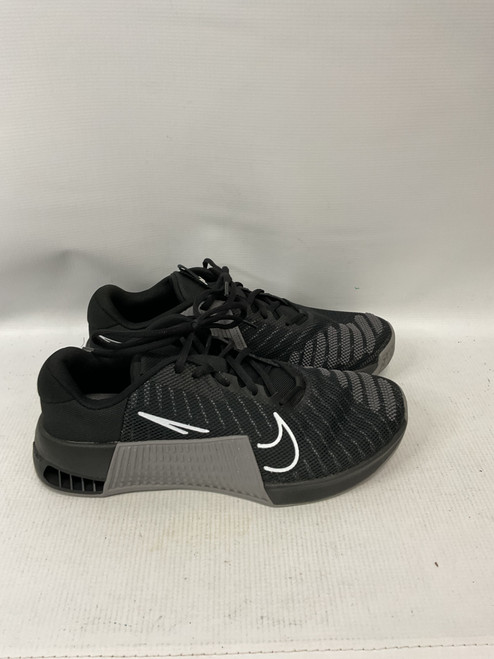 Vist Large View of Product Image Which is Used Nike Basketball Shoes W Black Youth 10.0