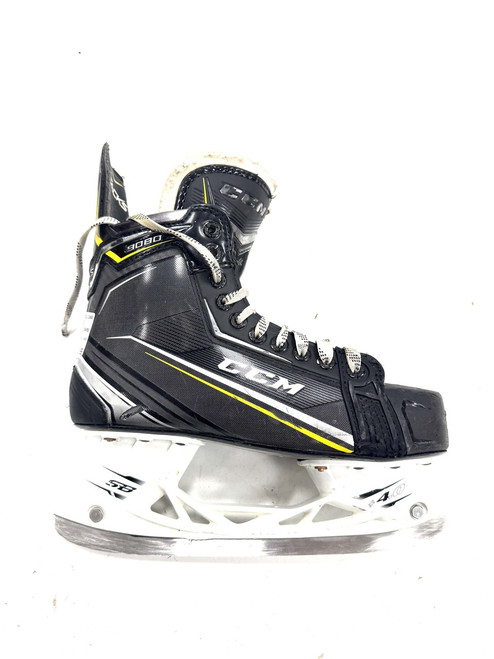 Vist Large View of Product Image Which is Used CCM 9080 Intermediate Hockey Skate Intermediate 6.5