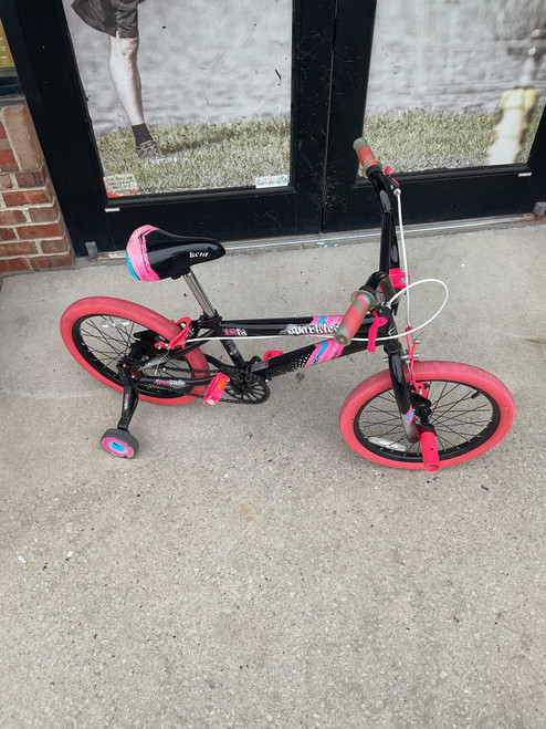 Vist Large View of Product Image Which is Used Kent SPARKLES Training Wheel Bike Girls Black 18"