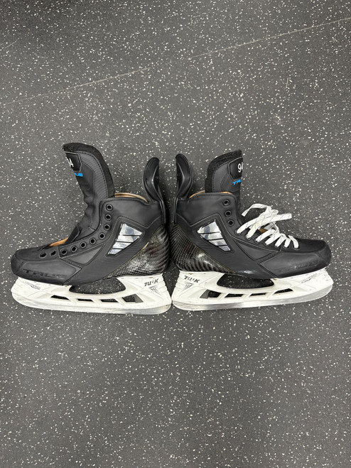 Vist Large View of Product Image Which is Used True CUSTOM Senior Hockey Skate Senior 10.25