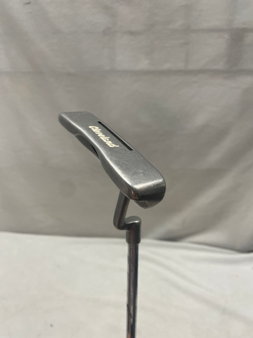 Vist Large View of Product Image Which is Used Cleveland VAS Mens Putter RH