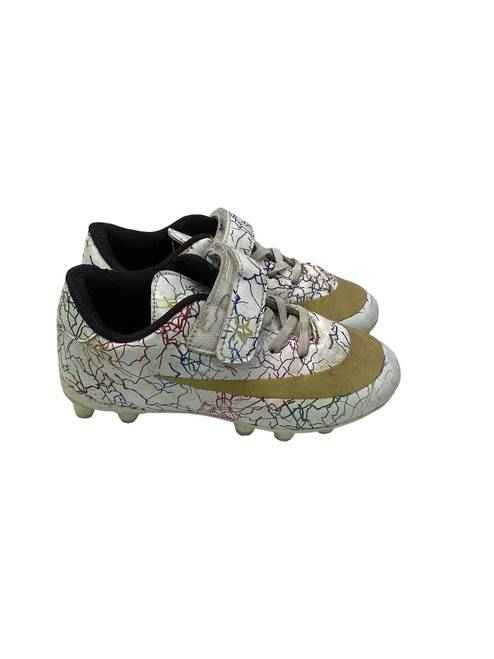 Vist Large View of Product Image Which is Used Soccer Cleats White Youth 11.0
