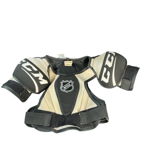 Vist Large View of Product Image Which is Used CCM Junior Shoulder Pads LG
