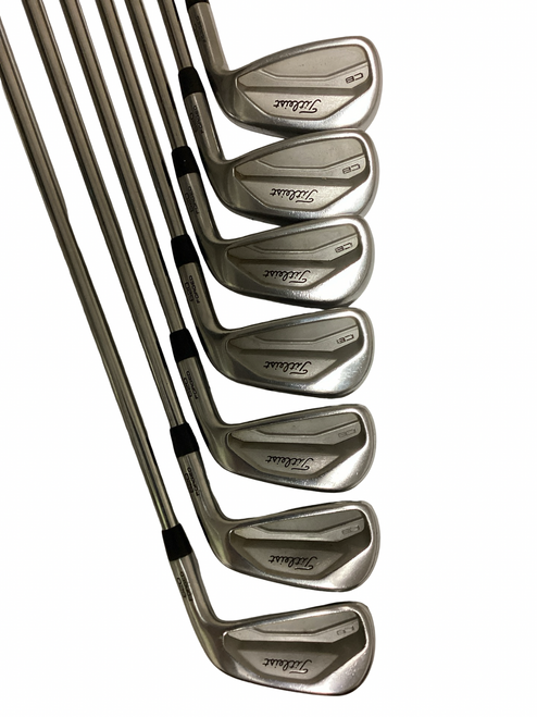 Vist Large View of Product Image Which is Used Titleist 620 CB FORGED Mens Iron Set RH 3I-9I