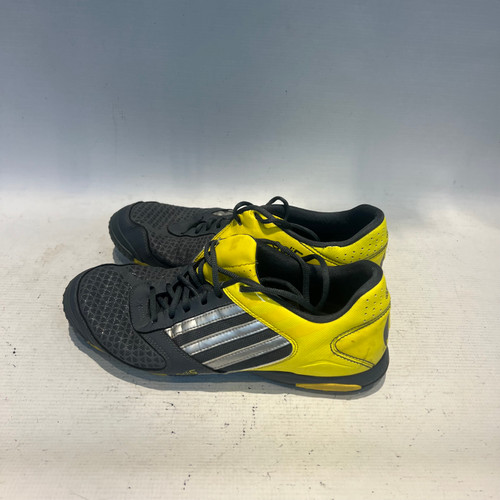 Vist Large View of Product Image Which is Used Adidas Soccer Indoor Shoes Yellow Youth 09.0