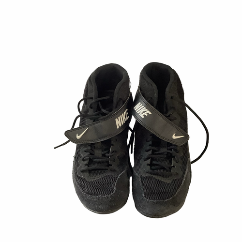 Vist Large View of Product Image Which is Used Nike Wrestling Shoes Black Junior 04