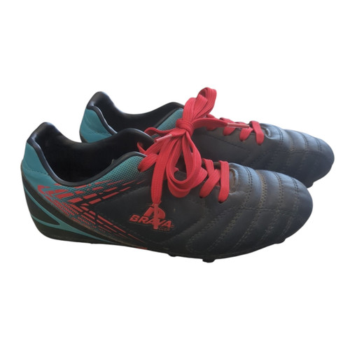 Vist Large View of Product Image Which is Soccer cleats 