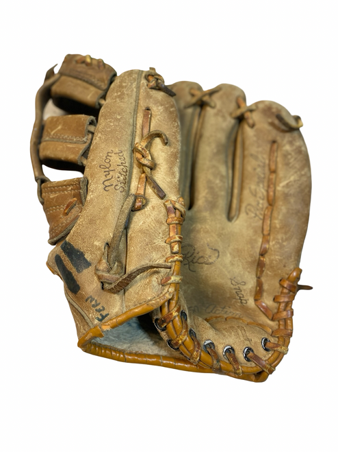 Vist Large View of Product Image Which is Used Wilson PRO SPECIAL BB/SB Glove LH Throw Brown 11 1/2"