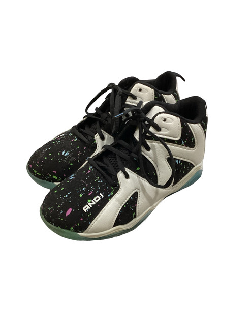 Vist Large View of Product Image Which is Used And1 Basketball Shoes Y Black Junior 04