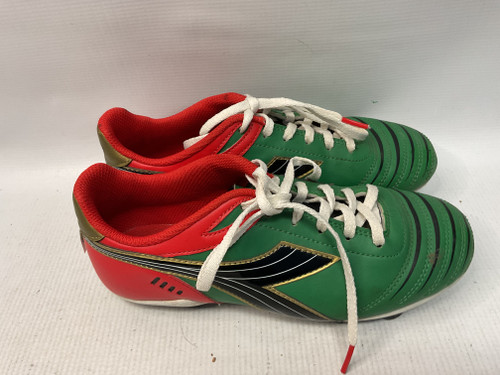 Vist Large View of Product Image Which is Used Diadora Soccer Cleats Green Junior 05