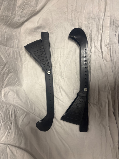 Vist Large View of Product Image Which is Used Ice Skate Guard Black LG