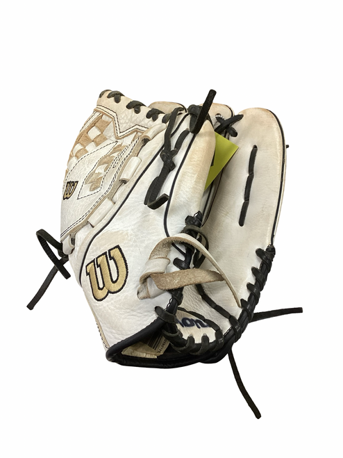 Vist Large View of Product Image Which is Used Wilson A1000 BB/SB Glove RH Throw White 12 1/2"