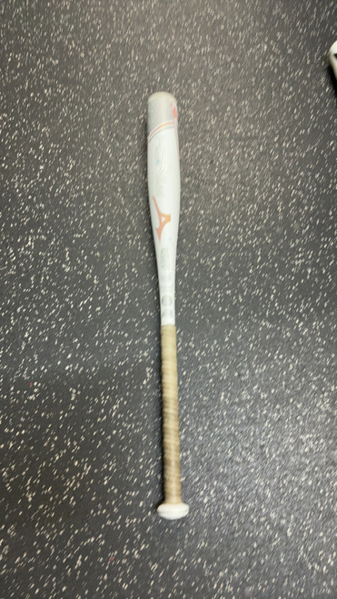 Vist Large View of Product Image Which is Used Mizuno FINCH BB/SB Fastpitch Bat 27"