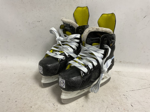 Vist Large View of Product Image Which is Used Bauer SUPREME S27 Youth Hockey Skate Youth 12.5