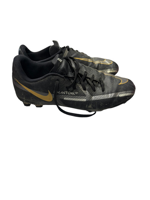 Vist Large View of Product Image Which is Used Nike Soccer Cleats Black Junior 05
