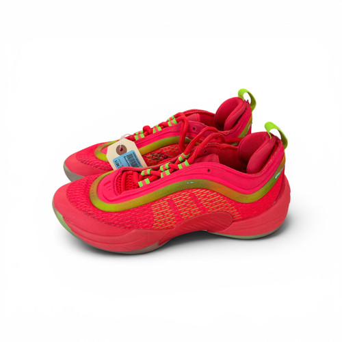 Vist Large View of Product Image Which is Used Basketball Shoes Y Red Senior 6.5