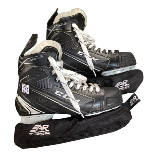 Vist Large View of Product Image Which is Used CCM 9040 SZ 7 Senior Hockey Skate Senior 7