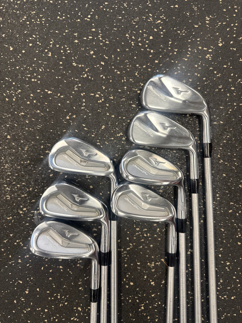 Vist Large View of Product Image Which is Used Mizuno PRO 243/245 Mens Iron Set RH 4I-PW