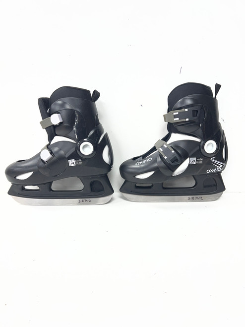 Vist Large View of Product Image Which is Used OXELO ADJ 2.5-4 Junior Hockey Skate Adjustable