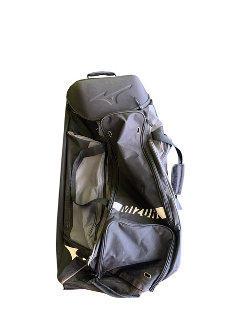 Vist Large View of Product Image Which is Used Mizuno BAG BB/SB Player Wheeled Bag Black