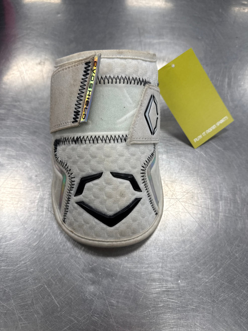 Vist Large View of Product Image Which is Used Evoshield BB/SB Elbow Protector White