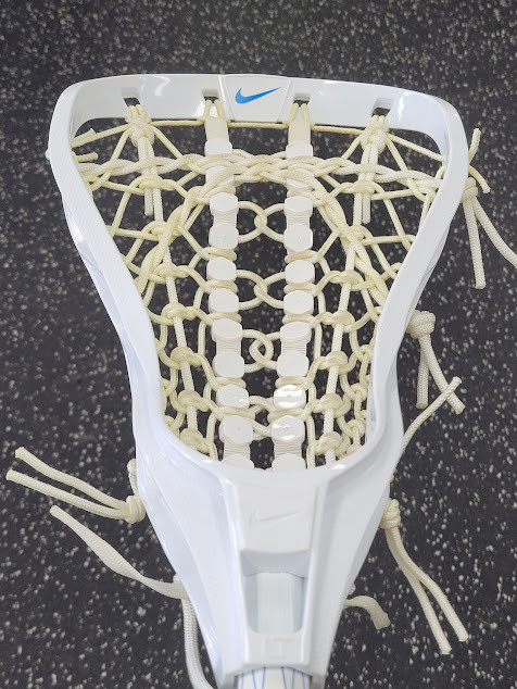 Vist Large View of Product Image Which is Used Nike ARISE Wmn Atk/Mid Complete Stick White