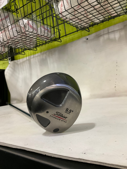 Vist Large View of Product Image Which is Used Titleist 975D Mens Driver RH 9.5 Degree