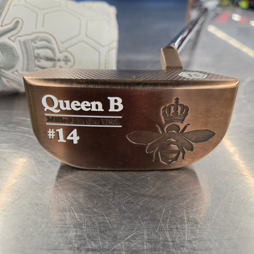 Vist Large View of Product Image Which is Used Bettinardi QUEEN BEE 14 Mens Putter RH
