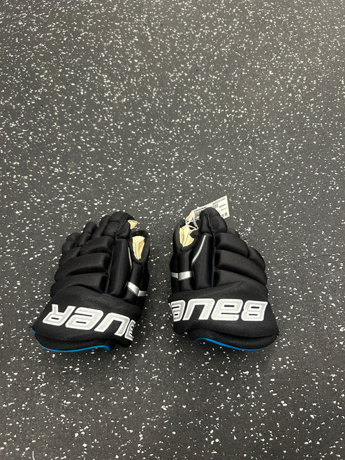 Vist Large View of Product Image Which is Used Bauer PRODIGY Youth Gloves Black 8"