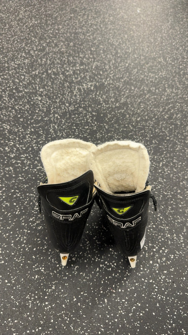 Vist Large View of Product Image Which is Used Graf SUPRA 735S Junior Hockey Skate Junior 04.5