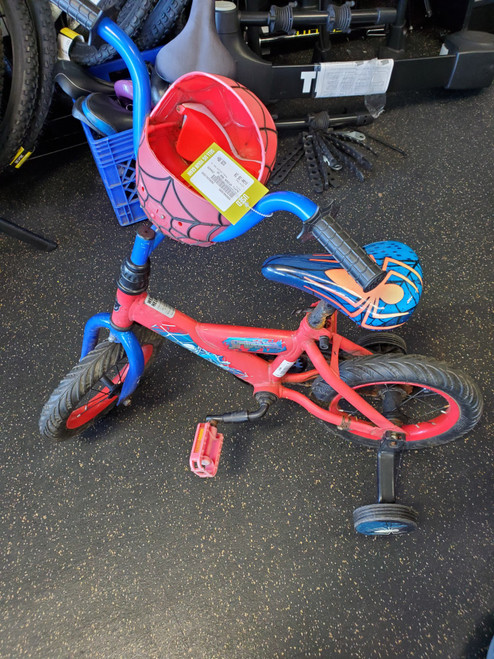 Vist Large View of Product Image Which is Used Huffy SPIDER MAN 16 Training Wheel Bike Boys Red 16"