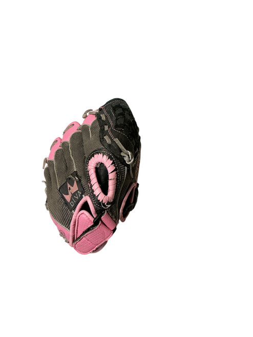 Vist Large View of Product Image Which is Used Louisville Slugger DIVA BB/SB Glove RH Throw None 9 1/2"