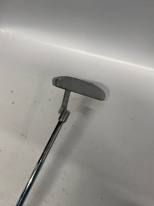 Vist Large View of Product Image Which is Used Tracker SERIES TK1 Mens Putter RH